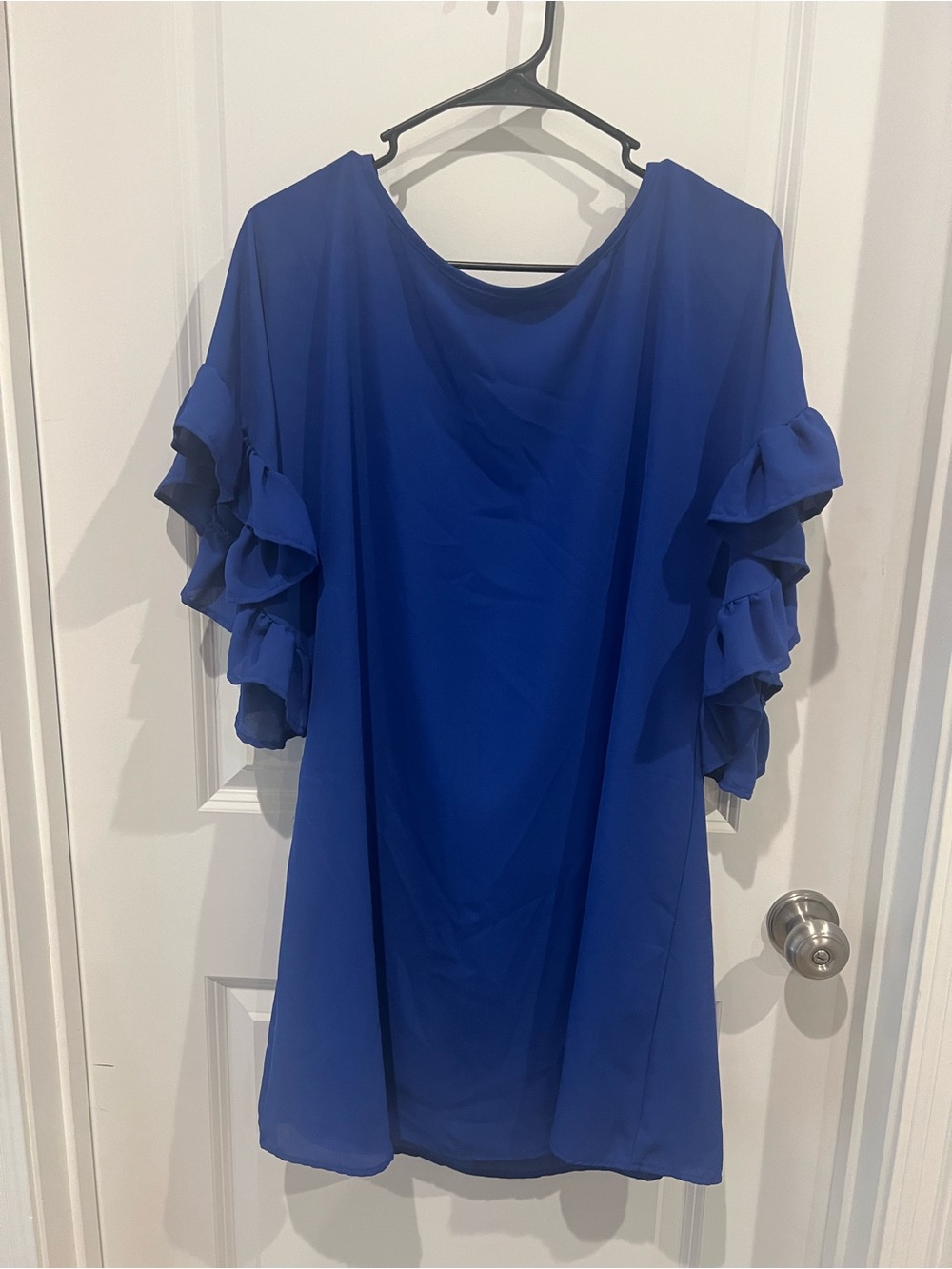 NWT Pixi + Ivy dress size medium